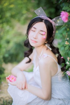 堕落的女教师动漫